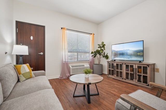 20-web-or-mls-N Loop 1604 W-L3007-020