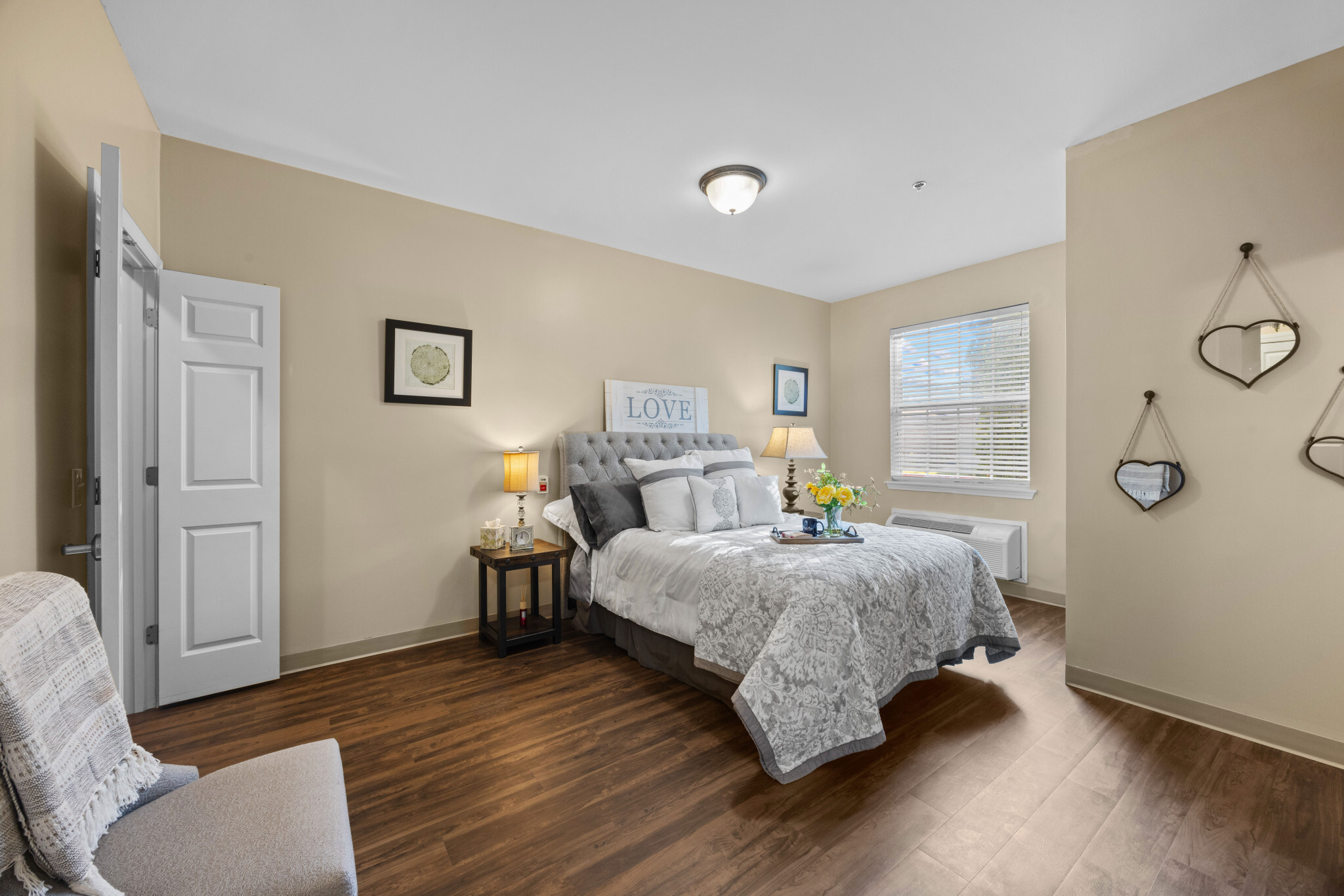 9601_North_Tullis_Drive_019-1